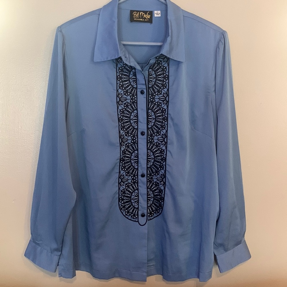 Bob Mackie Wearable Art Button Up Embroidered Women’s Blouse